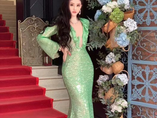 <span class="pc-title-host pc-title-wrap"><span class="pc-no">10</span><span class="pc-h">身高 <b>174</b>cm</span><span class="pc-city">苏州</span></span>